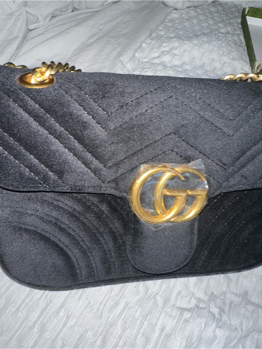 Black Women's bag not authentic New